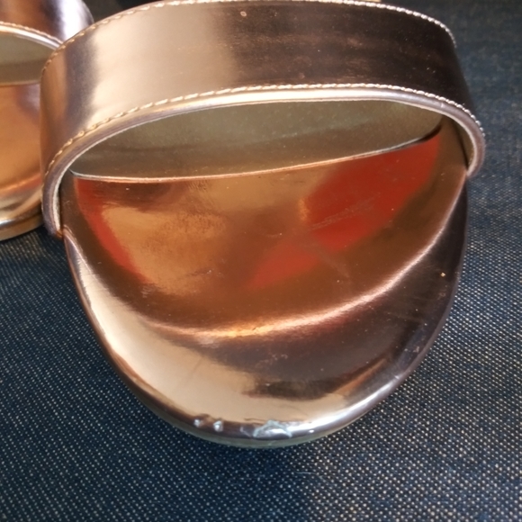 Guess Gold Fashion Heels - Picture 5 of 10